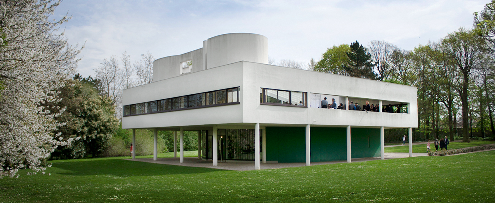 Sonda in Le Corbusier’s Villa Savoye